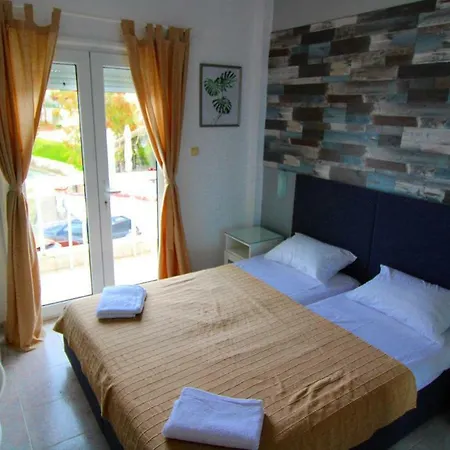 Hotel Sunset Beachfront *