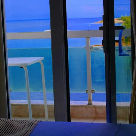 Sunset Beachfront Neos Marmaras