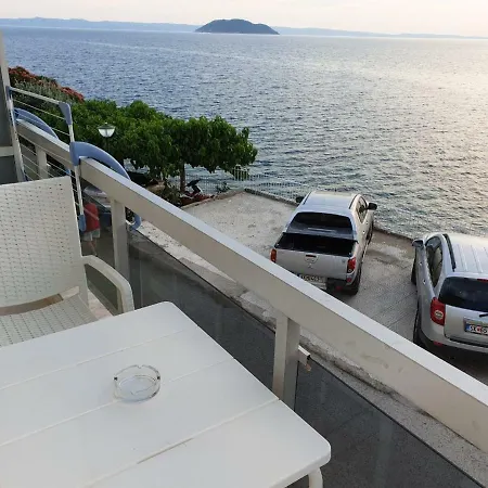 Sunset Beachfront Hotel Neos Marmaras